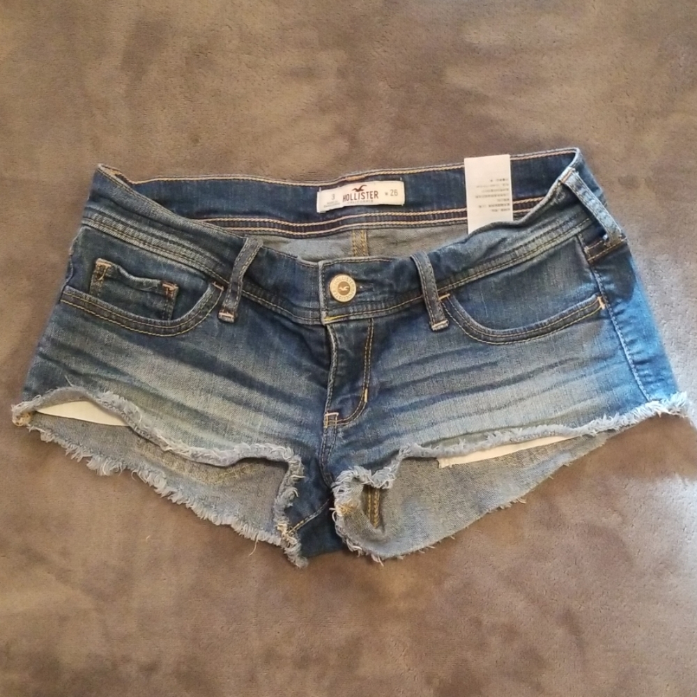 Short shorts